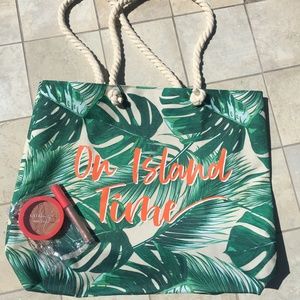 Ulta Tropical Tote Gift Set